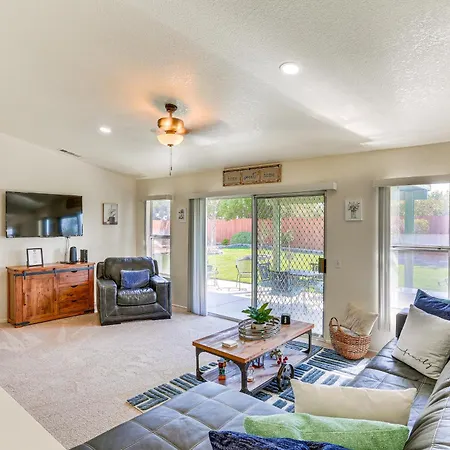 Victorville Home With Large Yard And Charcoal Grill! Exterior photo